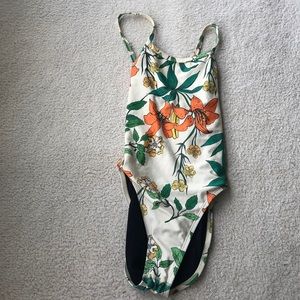 [Jolyn one piece] size 26 closed back